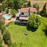Villa Polyxeni 5br And Private Pool 150m From Politiká