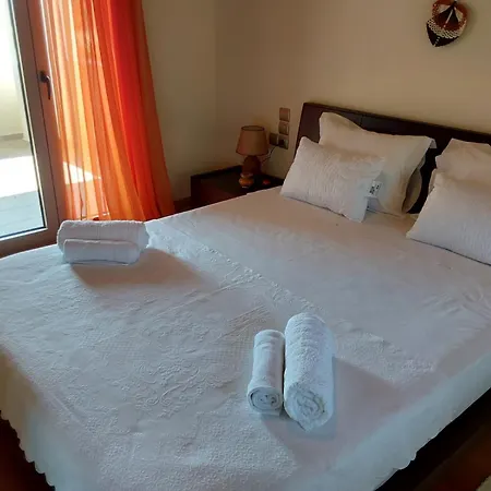 Polyxeni 5 Bedrooms And Private Pool Politiká