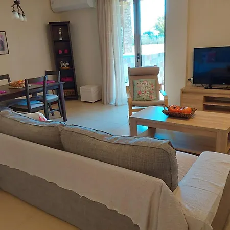 别墅 Polyxeni 5 Bedrooms And Private Pool Politiká