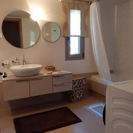 别墅 Polyxeni 5 Bedrooms And Private Pool