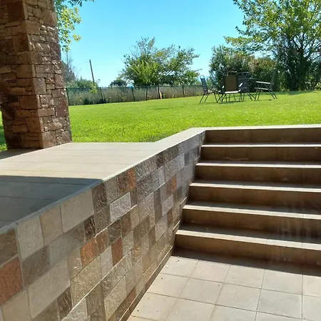 别墅 Polyxeni 5 Bedrooms And Private Pool