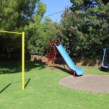 别墅 Polyxeni 5 Bedrooms And Private Pool