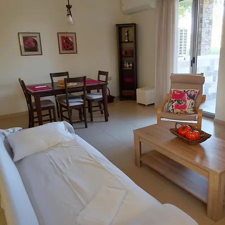 Polyxeni 5br Private Pool Up To 12 Guests * Politiká