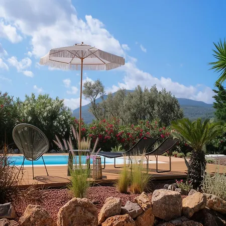 Polyxeni 5br Private Pool Up To 12 Guests