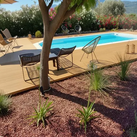 Polyxeni 5br Private Pool Up To 12 Guests