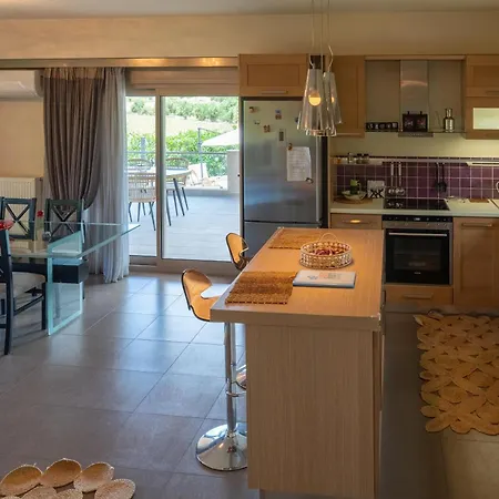 Polyxeni 5br Private Pool Up To 12 Guests Politiká