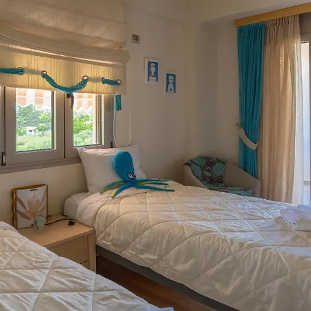 Polyxeni 5br Private Pool Up To 12 Guests