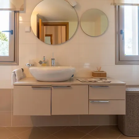 Polyxeni 5br Private Pool Up To 12 Guests *
