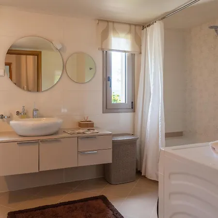 Polyxeni 5br Private Pool Up To 12 Guests Politiká