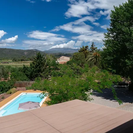 Vila Polyxeni 5br Private Pool Up To 12 Guests