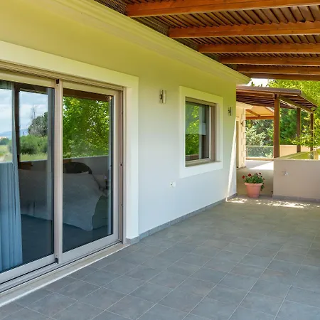 Vila Polyxeni 5br Private Pool Up To 12 Guests